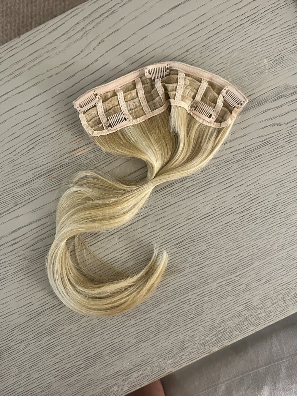 Hair Blonde Hair Extensions. Brand new. Blonde Ash Warm Highlights. 20 inches.